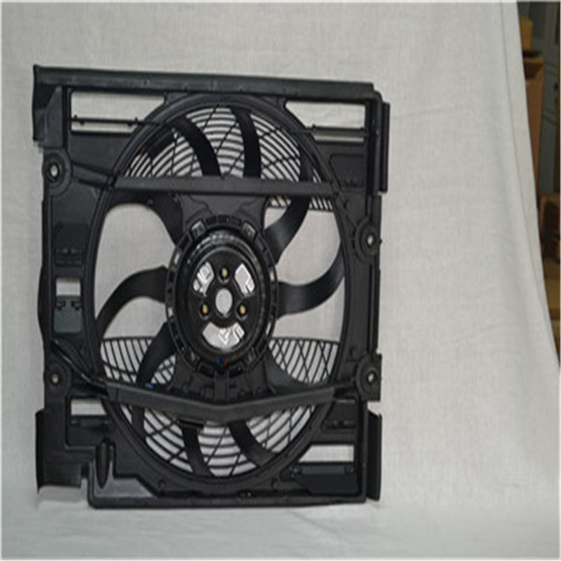 Conjunto de ventilador de refrigeración de radiador automotriz para BWM E39