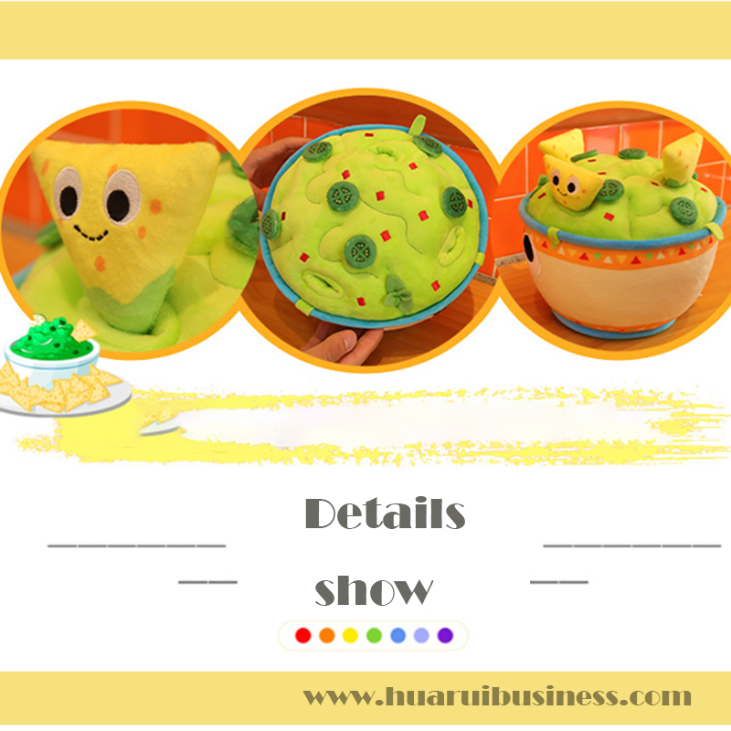 Ensalada, queso, peluche, peluche.