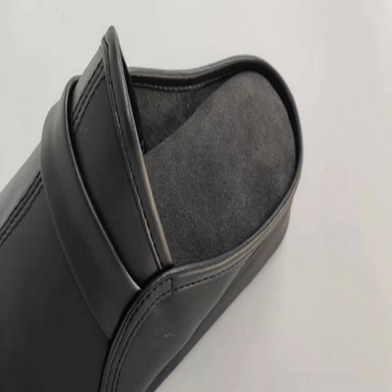 Zapatillas de cuero de los hombres