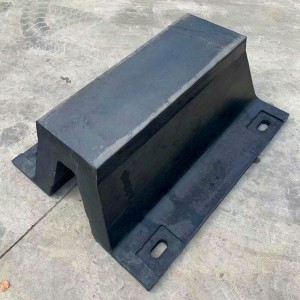 Muelles / puertos con diferentes tamaños de cubierta de caucho superarco