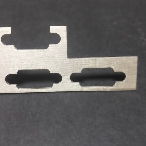 Suministro de procesamiento de formación de espuma conductora, espuma conductora antiestática, venta al por mayor de materiales de blindaje para comunicaciones y aviación