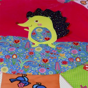 Alfombra de juego para bebés Polygon - Hedgehog