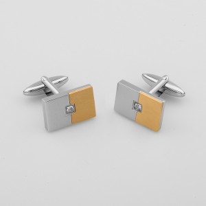 Gemelos de acero inoxidable grabables en dos tonos de oro de 18 quilates con circonita cúbica