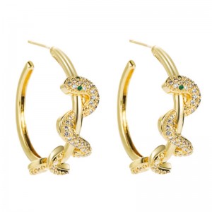 Moda europea y americana creativa exagerada con forma de serpiente de serpiente envolvente aretes hembra latón chapado en oro micro-incrustado zircon pendientes de viento frío