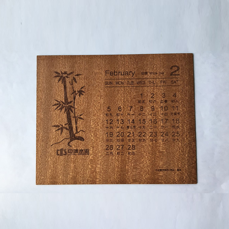 Calendario de madera