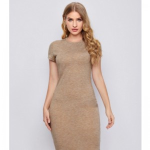 Faldas de manga corta con diseños sexy de punto