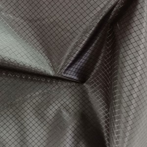 Tela rompevientos reciclada