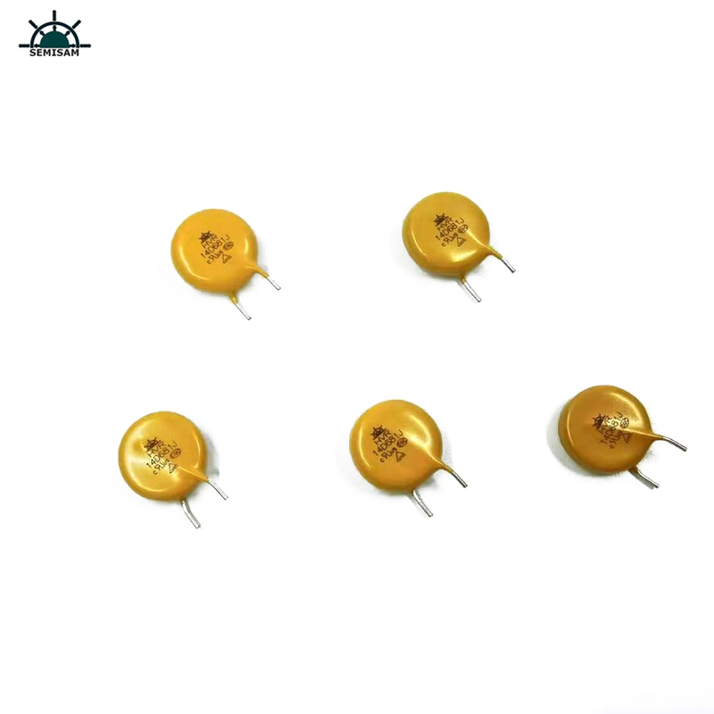 ODM Precio más bajo El buen servicio, altura amarilla MOV 14mm HVR14D681K óxido de zinc Varistor para luces LED