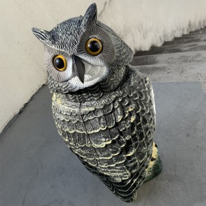 Cabeza giratoria plástica Búho simulado OWL Ornamental Caza al aire libre Decoya Patio Decoración de pájaros Pasta Repelente Protector de jardín