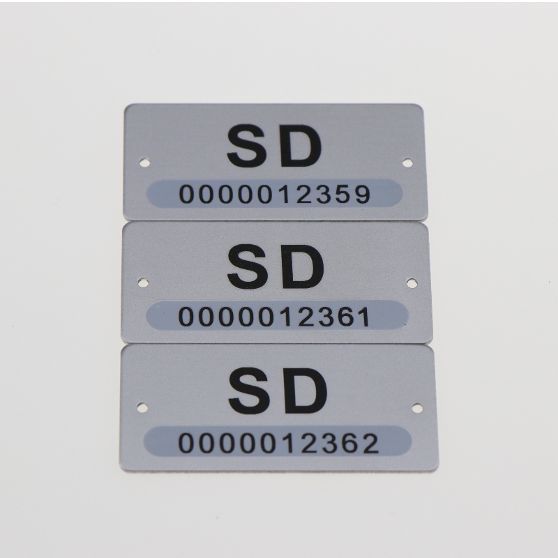 Venta al por mayor Láser personalizado grabado Serial Número de serie Metal Código de barras etiqueta etiqueta impresa Aluminio Asset Tag Labe