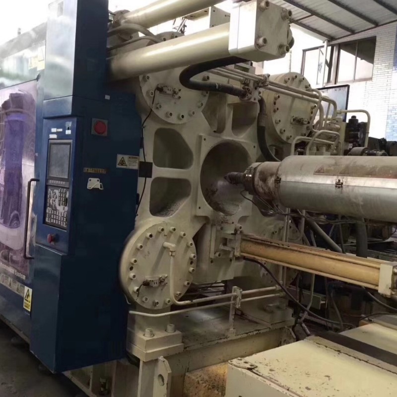 Segunda mano usó toda la máquina de moldeo por inyección de plástico eléctrico.