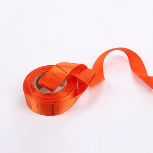 Etiqueta de ropa tejida colorida