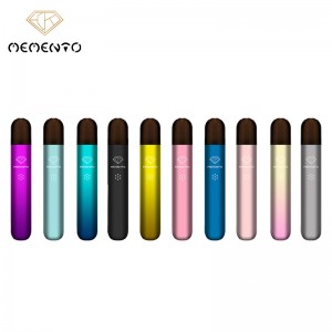 CLSC cuatro generaciones de cigarrillos electrónicos reemplazables.