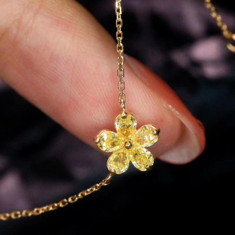 18k/14k/10K oro collar de pétalos de diamante amarillo paraniña