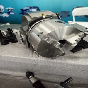 Vertical y Horizontai marcan la cabeza divisoria universal