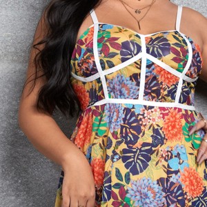 Vestido Cami con estampado tropical con detalles de vendaje blanco