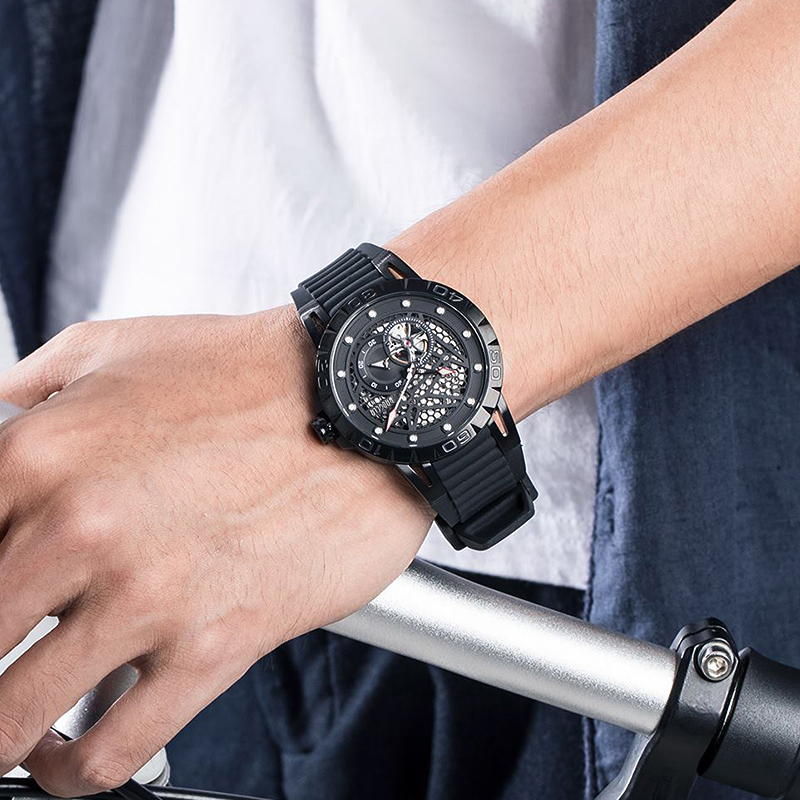 ¡Te digo que hay tres razones por las cuales los hombres usan relojes!