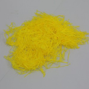 Papel rallado de llenado amarillo