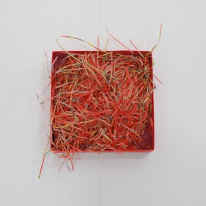 Rafia decorativa de alta calidad al por mayor Rellena Relleno Relleno Triale Papel rallado para la caja de regalo Fille Kraft Packing Paper Paper Paper