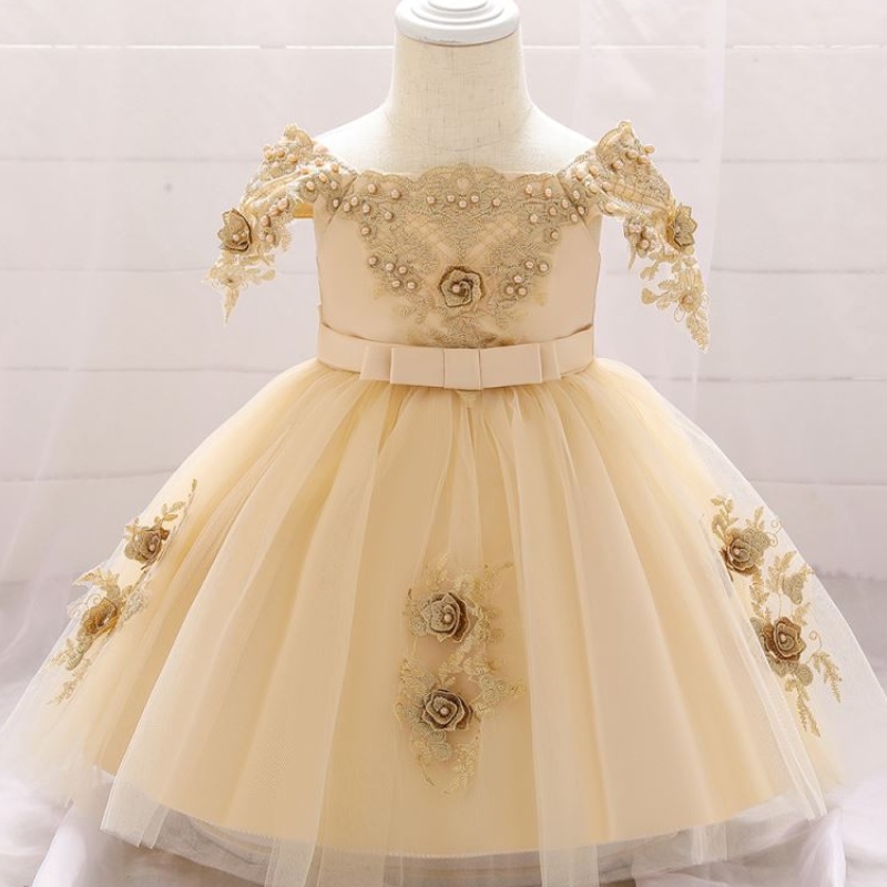 Vestidos deniña de flores de Baige Flowde reciénnacido.
