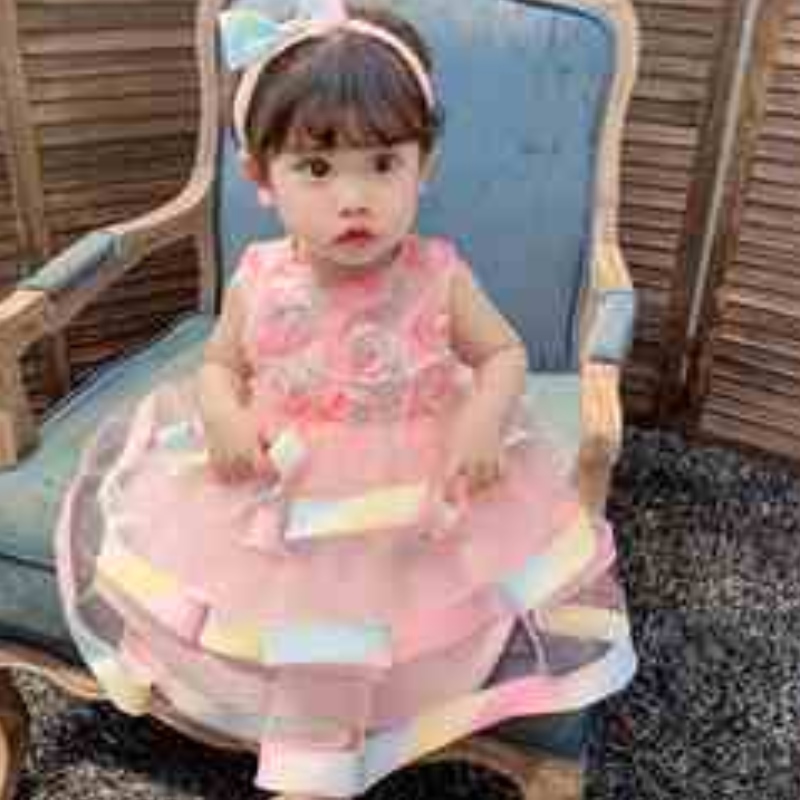 Baige al por mayor paraniños Party Wear Vestidos infantiles Tutu Diseño Baby Girl Flower Cake Vestido de cumpleaños en capas