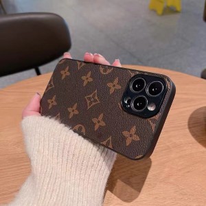 Elnuevo producto es adecuado para la caja de teléfonos móviles de lujo de Apple iPhone14Pro y la caja de cuero protectora de cuero de otoño de imitación de gran marca