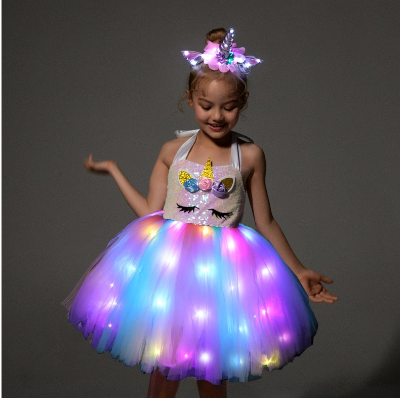 2022 Niños Niñas Lindos disfraces de unicornio con vestido LED Light Up para Halloween Birthday Fiesta Manga de regalos vestidos paraniños