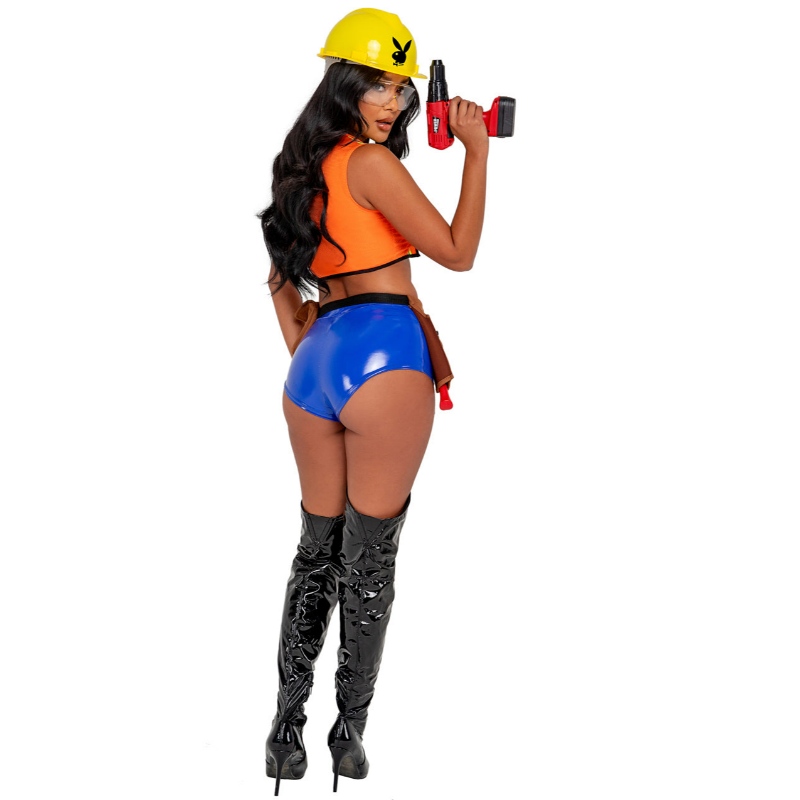Un hermoso traje de arquitectura Playboy