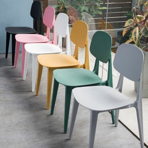 Cómodas sillas de plástico coloridas muebles de restaurante silla de café plástico apilable
