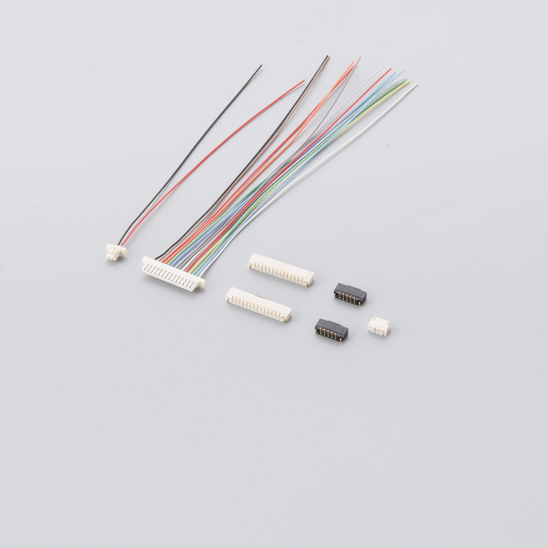 Personalización de fábrica Conexión del altavoz industrial Cableado del arnés del arnés 0.8 Pitch SUHR-08V-S-B Cable eléctrico terminal