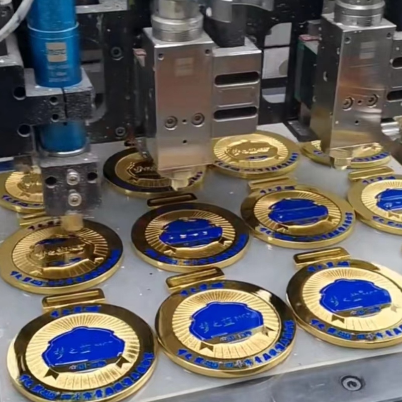 Personalización masiva de las medallas de maratón