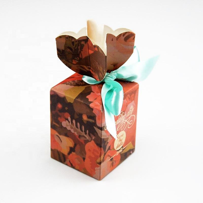 Impresión personalizada Candilla de regalo de papel de invitado de caramelo de boda