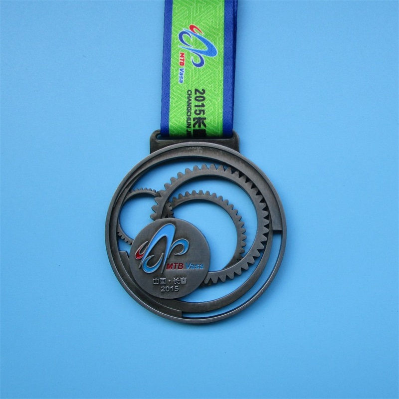 Medallas de ciclismo personalizados de diseño hueco medallas de metal fundido