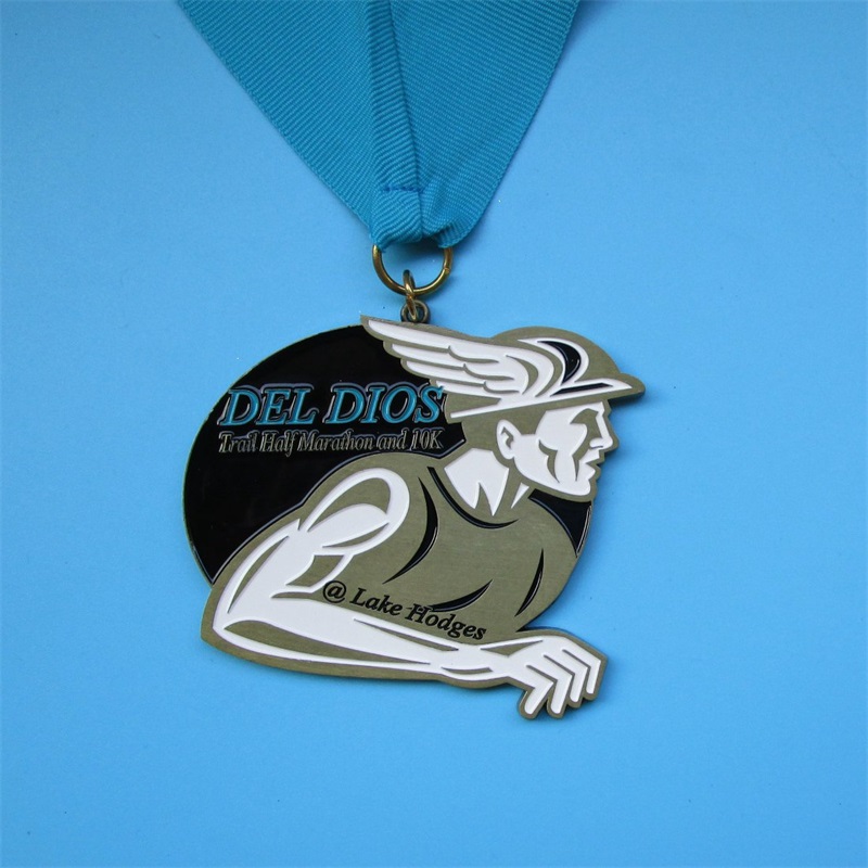 Collar de medallón de medallón de medallón personalizado Finadores de medallas 2016