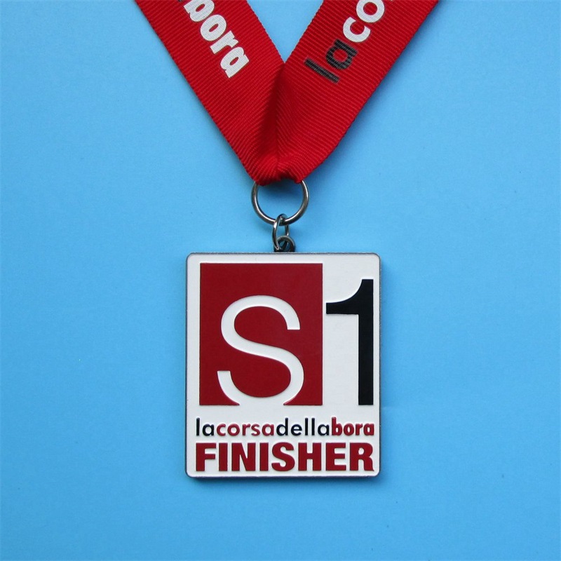 Medalla de diseño fresco gratis Medallas de maratón de medalla de oro de metal personalizado