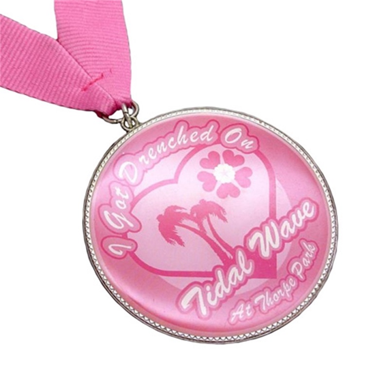 Medallas de impresión rosa para mujeres Medalla de maratón de maratón de metal personalizado con cinta