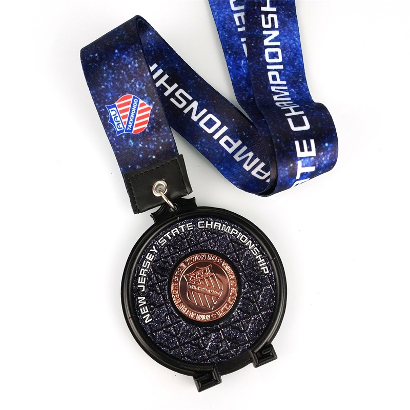 Medallas de vidrio de metal de diseño manual de diseño Juegos de invierno antiguos Capas de invierno 2022 Medallas