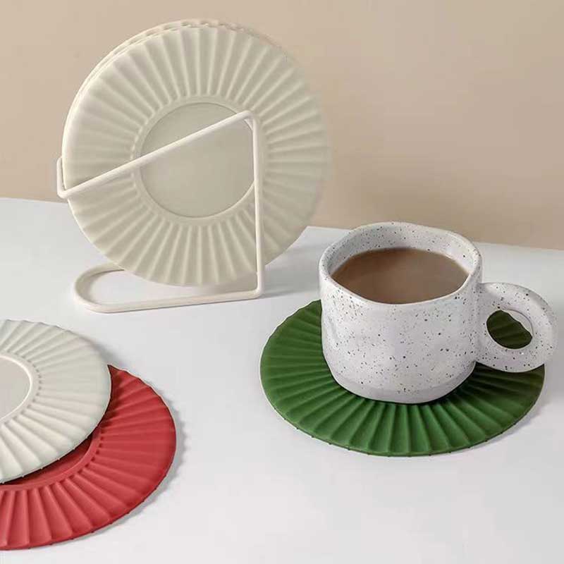 Silicona redonda Mat de cocina Mat de cocina resistente al calor Oficina Coffee Coffee Fiesta de comedor BPA Mats de posavasos de silicona gratis