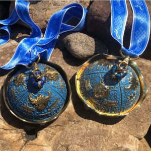 Impresión de sublimación de colorido aleación de zinc en blanco Medalla deportiva de levantamiento de pesas giratorias