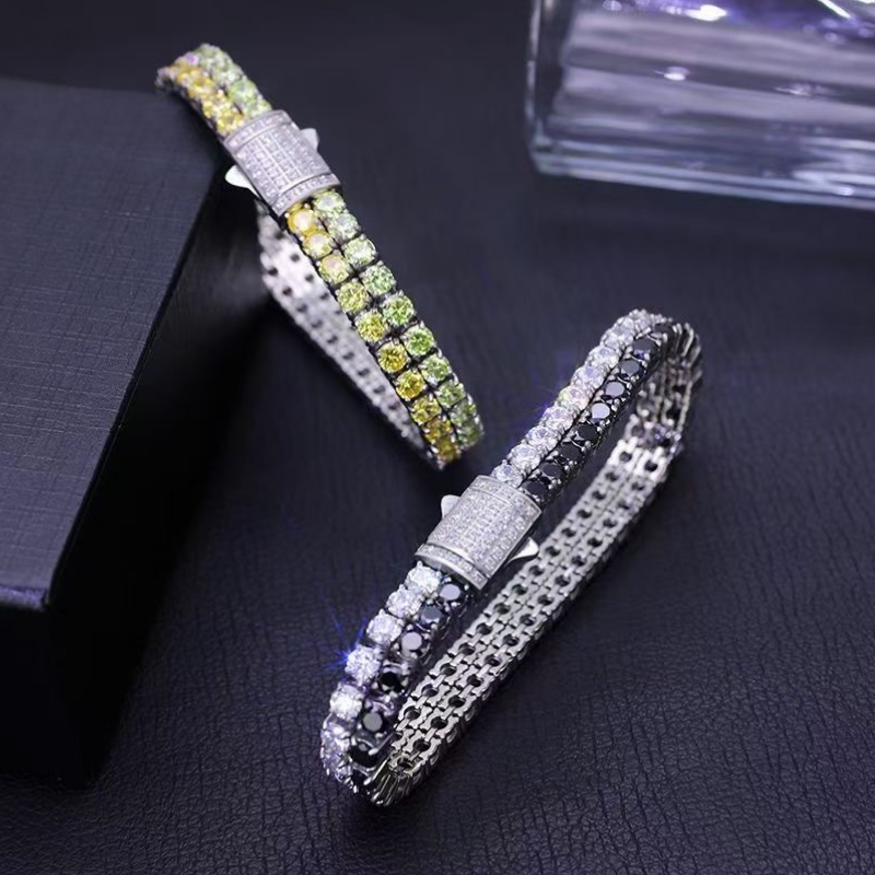 Pulsera de diamante de acero inoxidable de diamante de doble fila.
