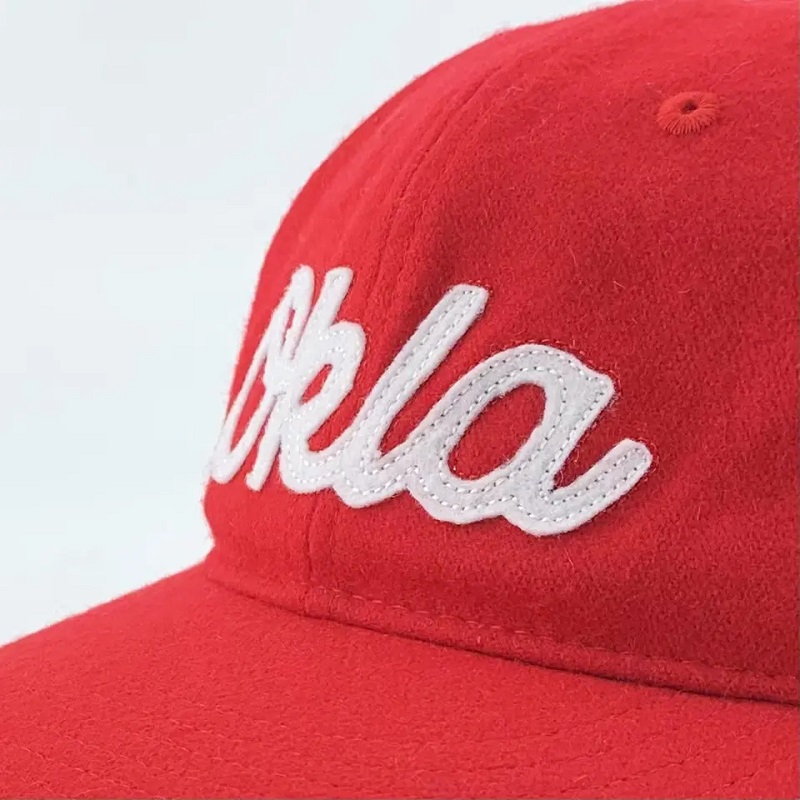 Borde plano sin estructurar 6 panel de 6 paneles correa de espalda ajustable tapa bordada lana personalizadano estructurada 6 panel Capa de sombrero de papá Snapback