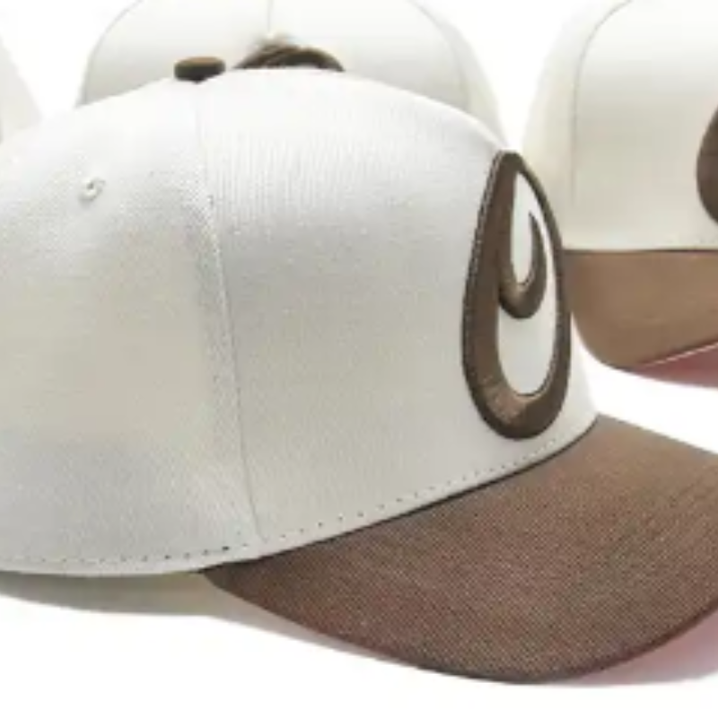 Logotipo de bordado de color ajustable Logotipo personalizado de 5 paneles para hombres Gat de la gorra de béisbol al por mayor