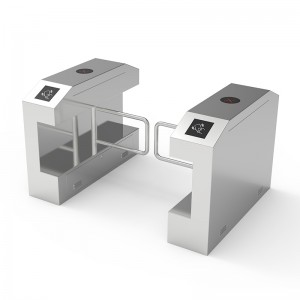 Puerta de oscilación anti-colisión biselada