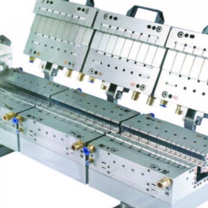 moho de extrusión con perfil de plástico