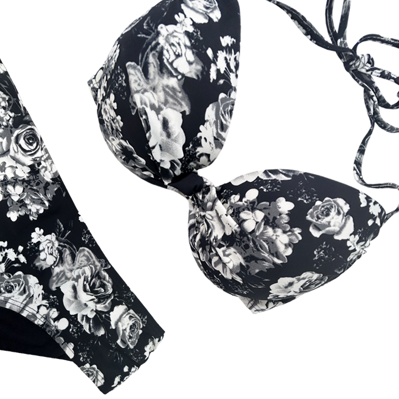 Correa de halter floral en blanco ynegro impreso Trazo de dos piezas de cintura alta
