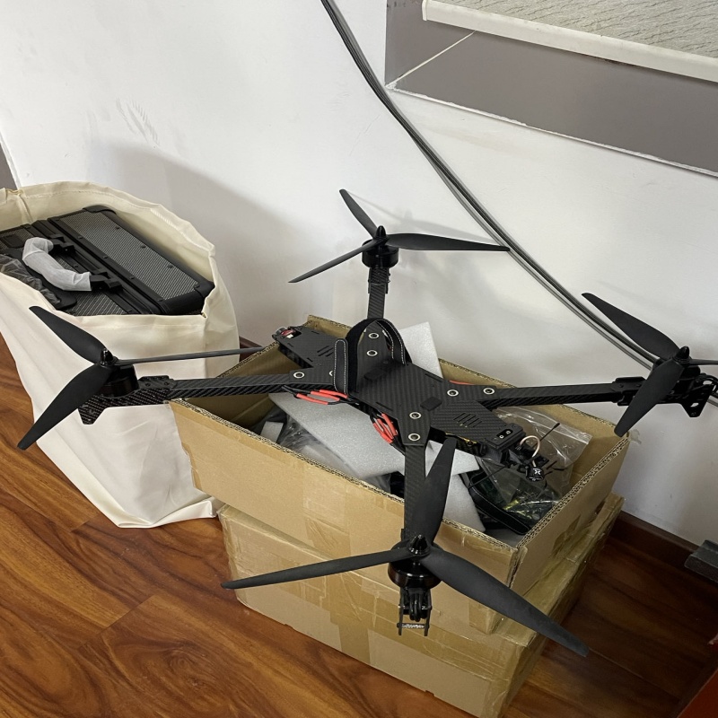 Venta caliente de 13 pulgadas FPV Drone