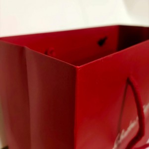 Bolso Kraft de lujo rojo vibrante