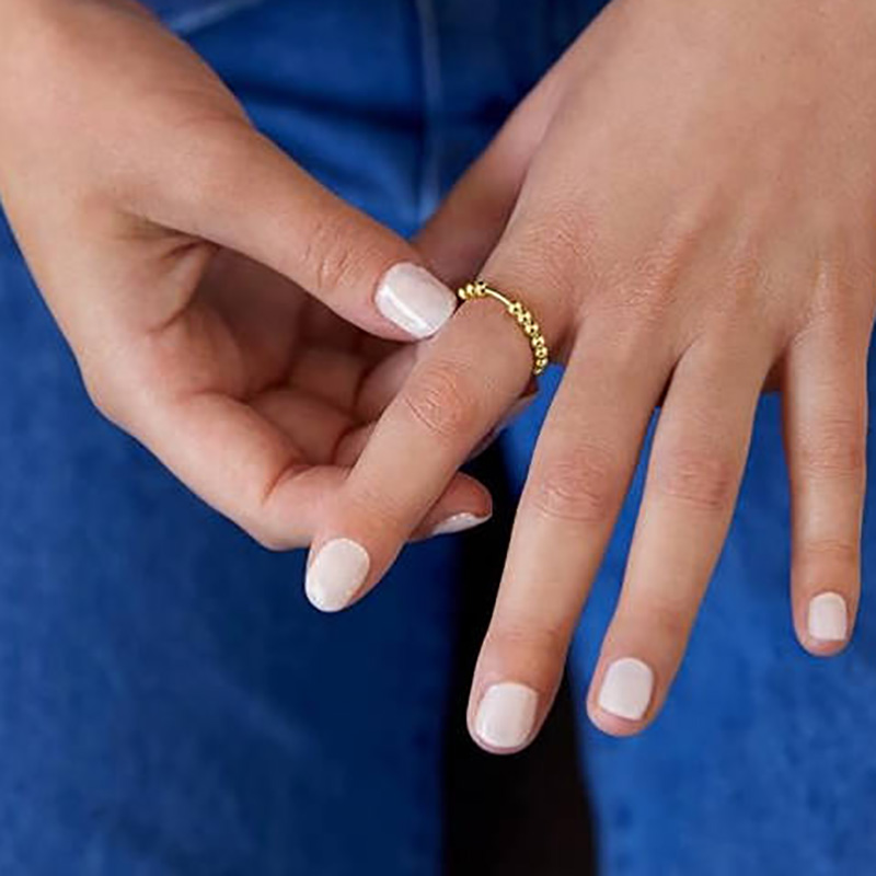 Oro minimalista de 18k-Anillo de apilamiento de cuentas chapadas - elegante & Banda cotidiana versátil para capas o ropa en solitario