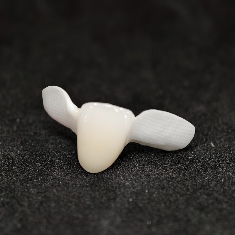 Todo-dientes de cerámica