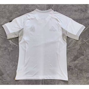 25/26 Jersey en casa de la temporada del Real Madrid